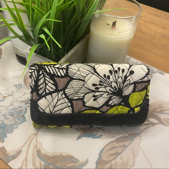 Vera Bradley Handbags - Vera Bradley Cintron Tri-Fold Wallet